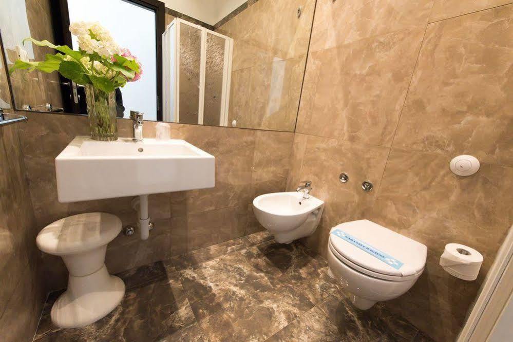Hotel Carmen Риччоне Экстерьер фото